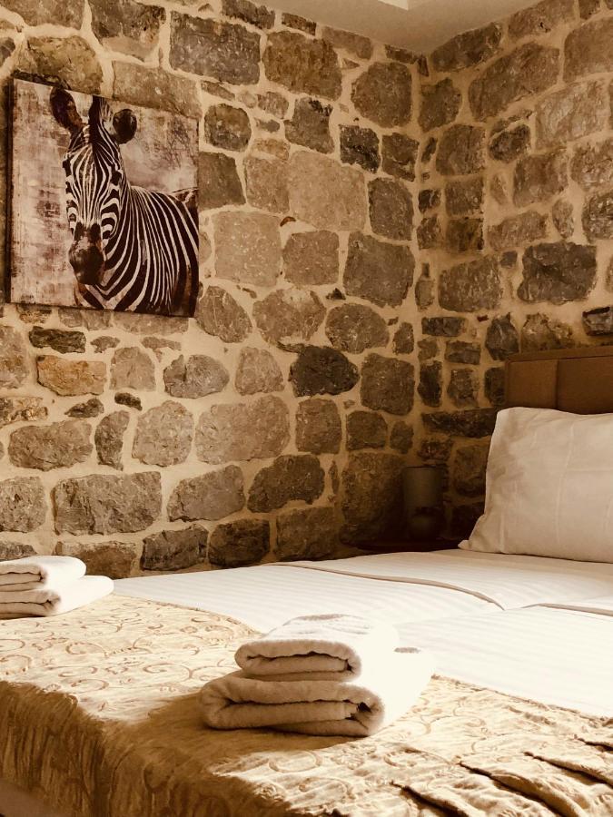 Guesthouse Giraffe Donja Lastva Eksteriør billede